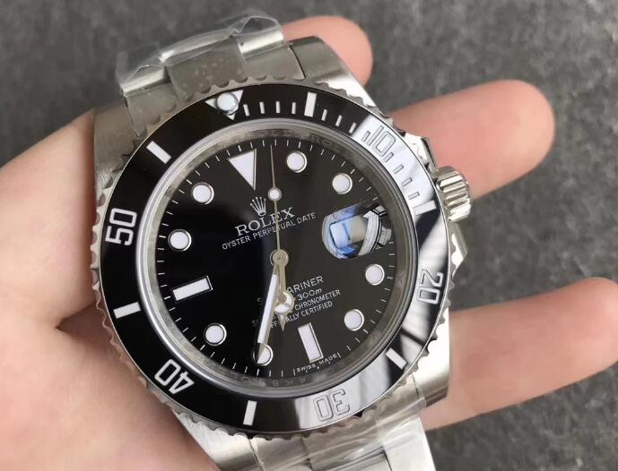 Replica Rolex Submariner 114060-97200 Latest Version 02